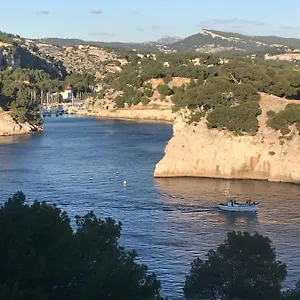  Appartement Le Cézanne, 200m Plage, Grand Balcon ,wifi,