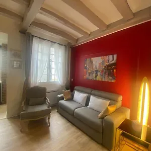 Marais Arev , Paris France